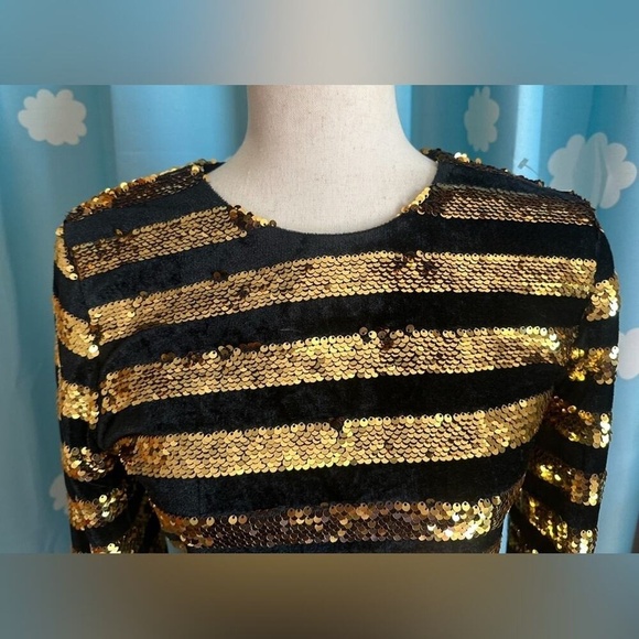 RtA Sequin and velvet long sleeve dress. - Picture 4 of 16